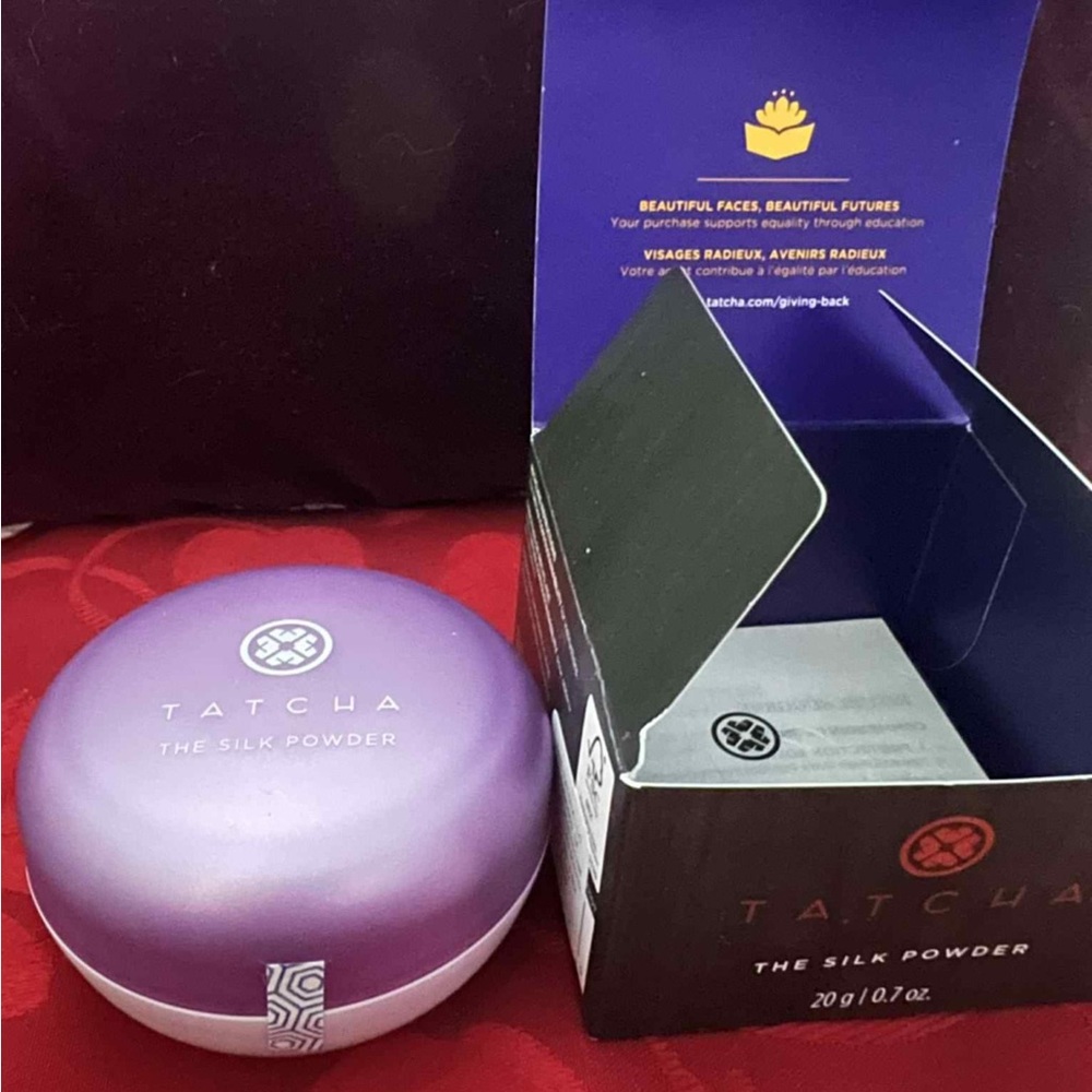 New in box Large sz 20ml sealed Tatcha The Silk Powder reg $75